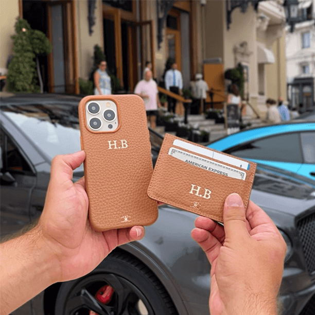 iPhone 13 (7136415580315)